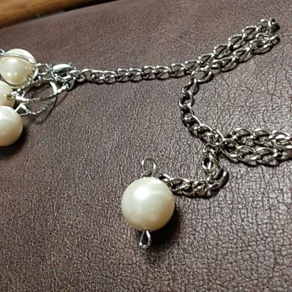 ( Any 2 for $12) Fashion silver-tone & faux pearl necklace - Picture 7 of 7